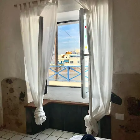 Casa La Caleta Feriehus *